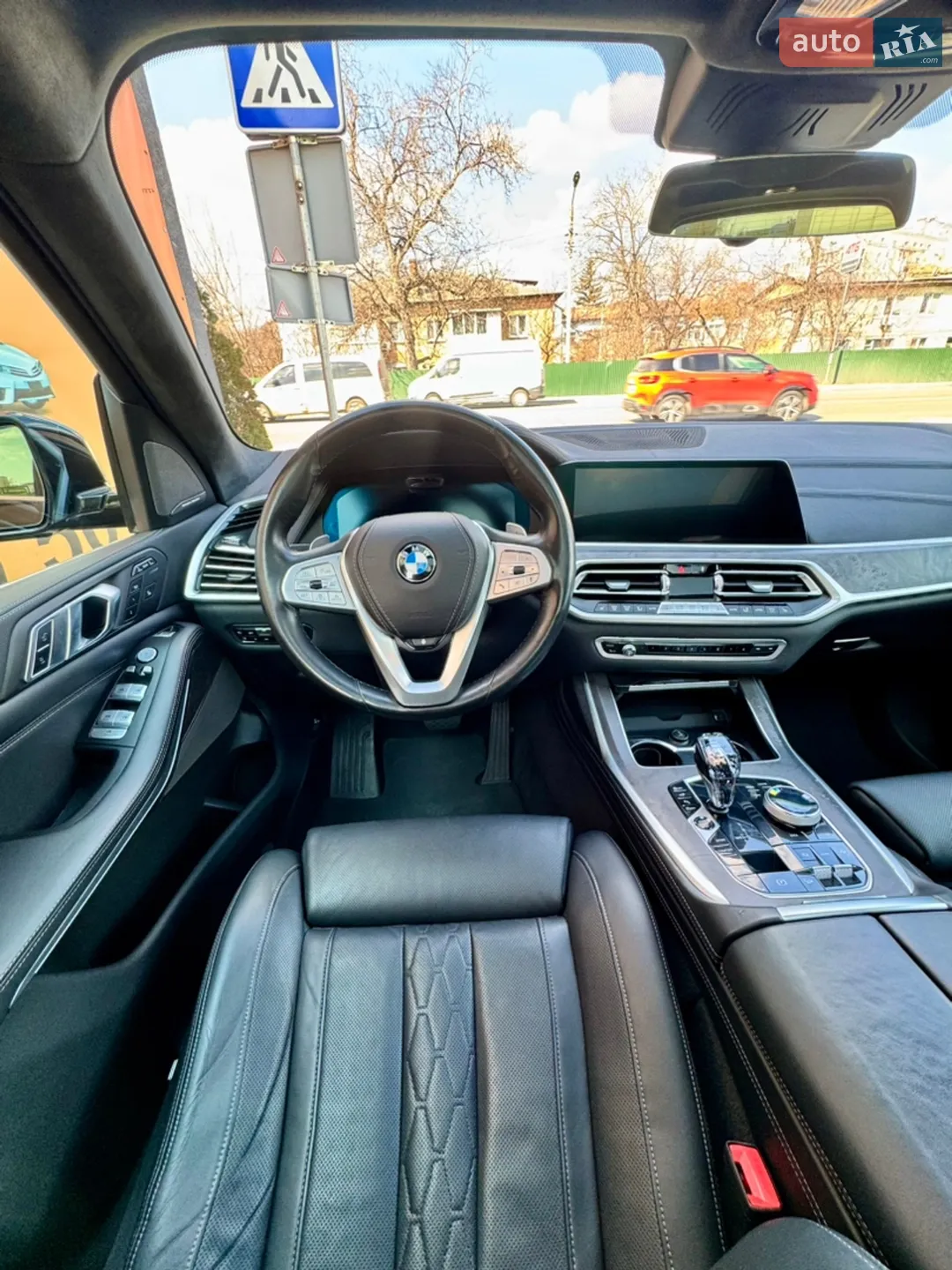 2020 BMW X7 - мініатюра 26