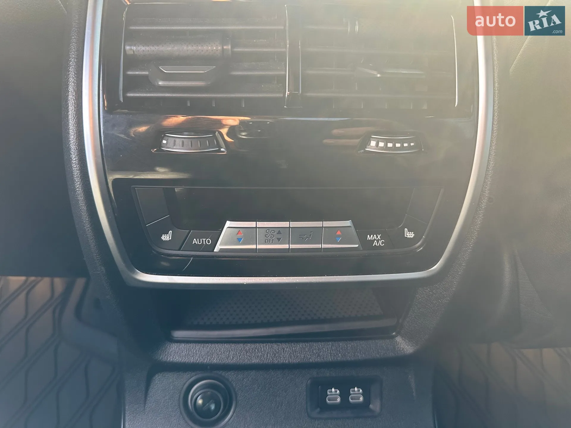 2019 BMW X7 - мініатюра 23