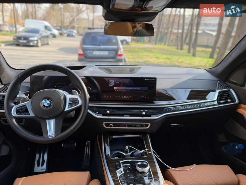 Позашляховик / Кросовер BMW X7 2023 в Києві фото 9 Позашляховик / Кросовер BMW X7 2023 в Києві
