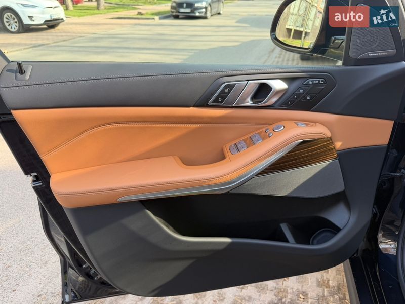Позашляховик / Кросовер BMW X7 2023 в Києві фото 13 Позашляховик / Кросовер BMW X7 2023 в Києві