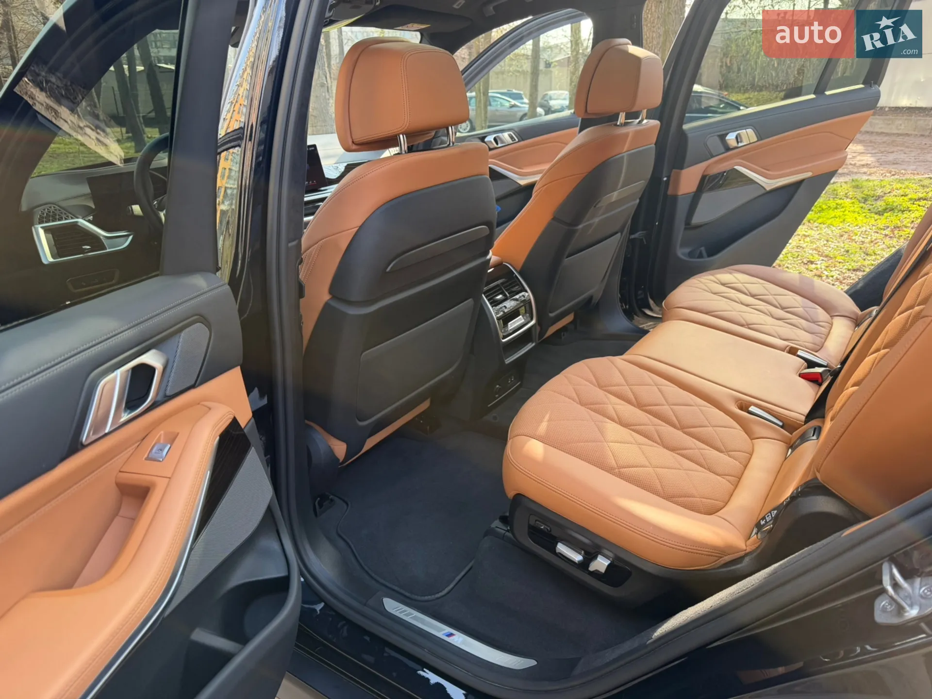 2023 BMW X7 - мініатюра 22