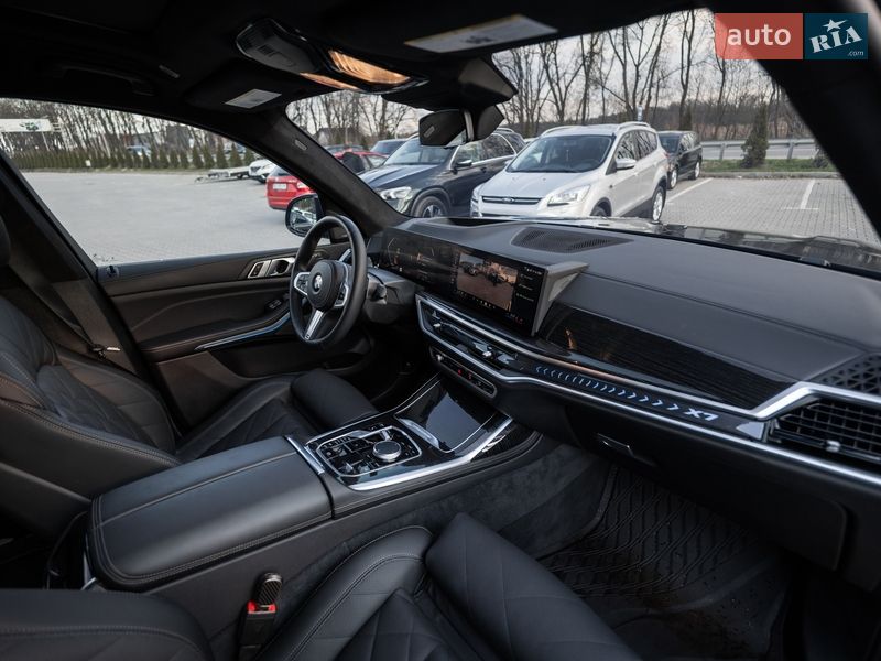 Позашляховик / Кросовер BMW X7 2025 в Львові фото 22 Позашляховик / Кросовер BMW X7 2025 в Львові