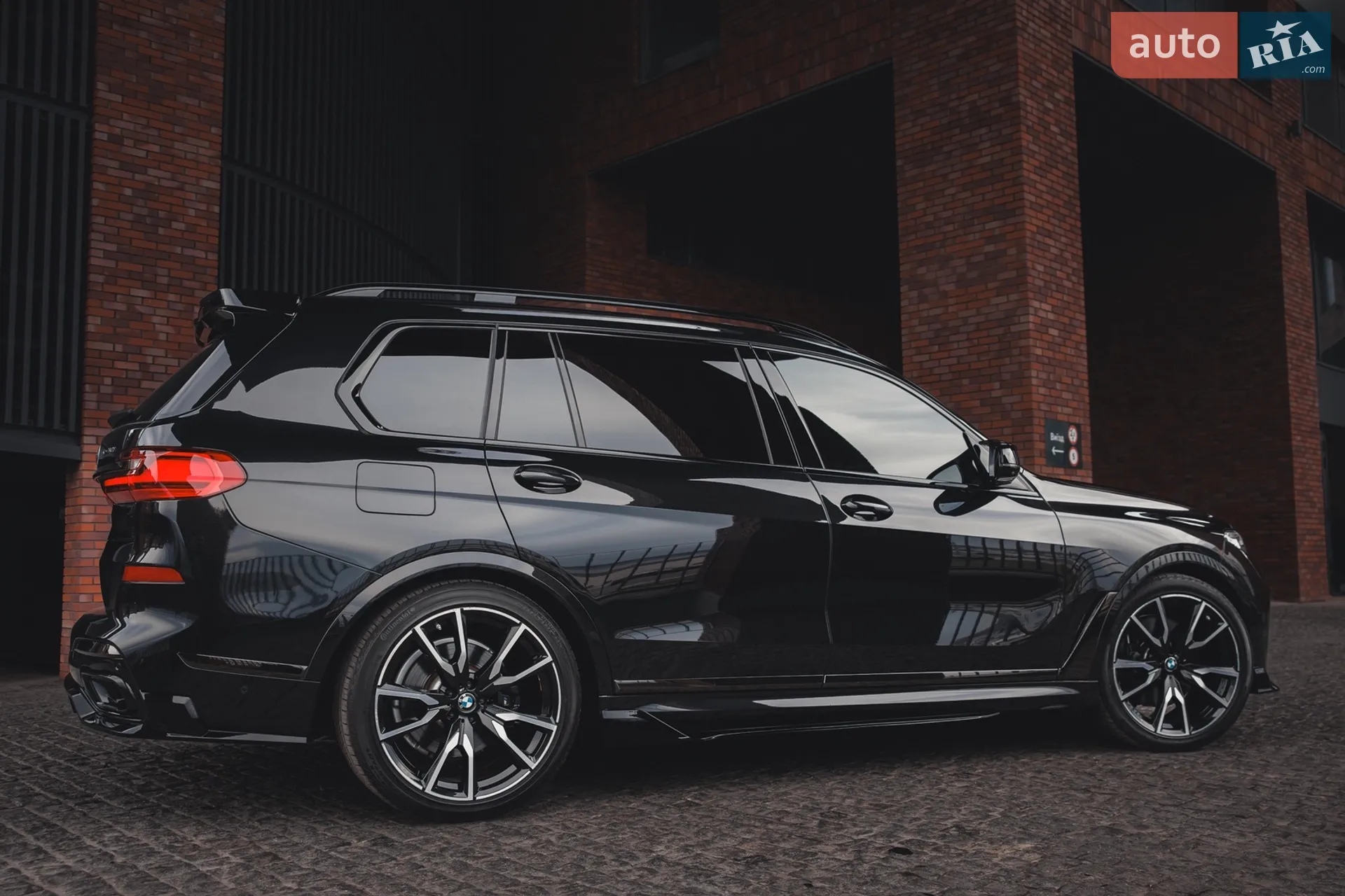2021 BMW X7 - мініатюра 11