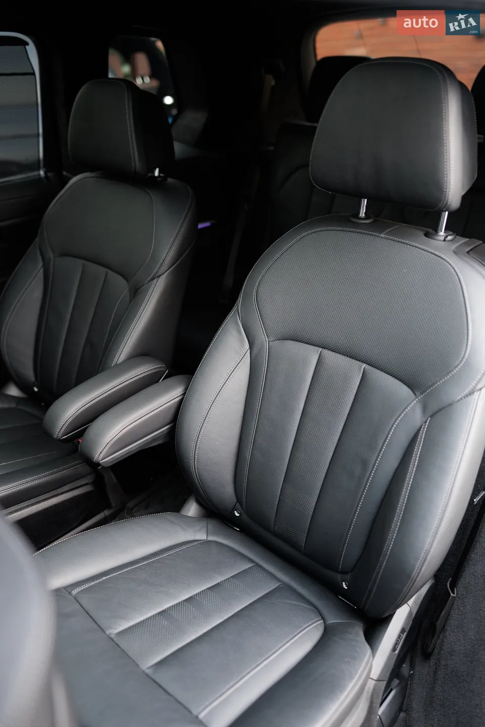 2021 BMW X7 - мініатюра 30