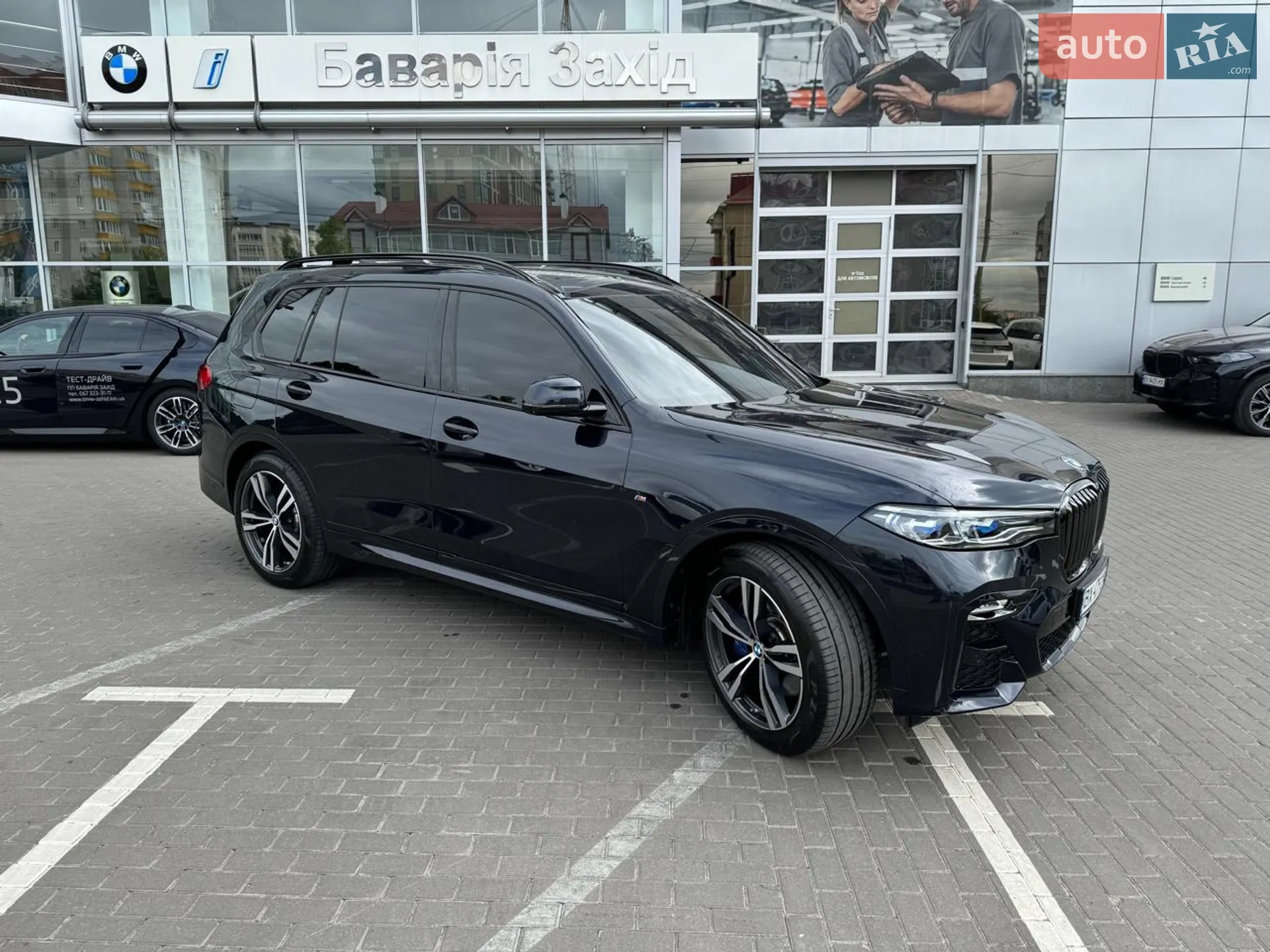 2021 BMW X7 - мініатюра 2