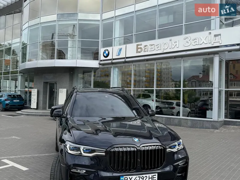 BMW X7 2021