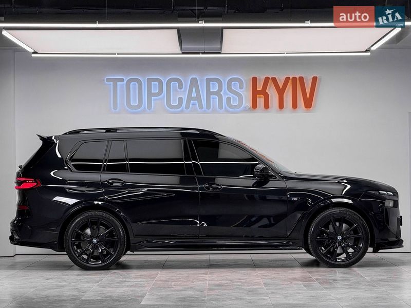 Внедорожник / Кроссовер BMW X7 2024 в Киеве