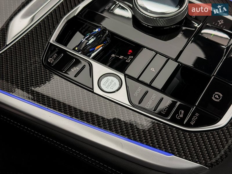 Внедорожник / Кроссовер BMW X7 2024 в Киеве