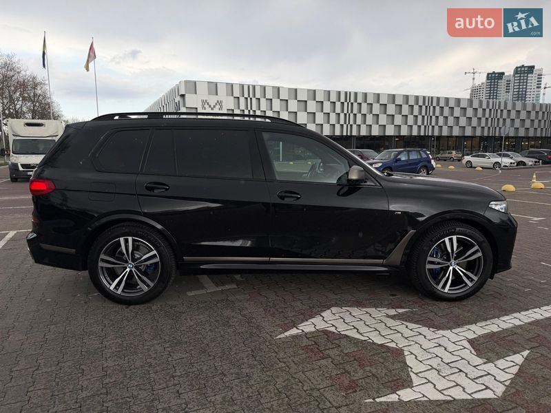 Внедорожник / Кроссовер BMW X7 2022 в Одессе фото 6 Внедорожник / Кроссовер BMW X7 2022 в Одессе
