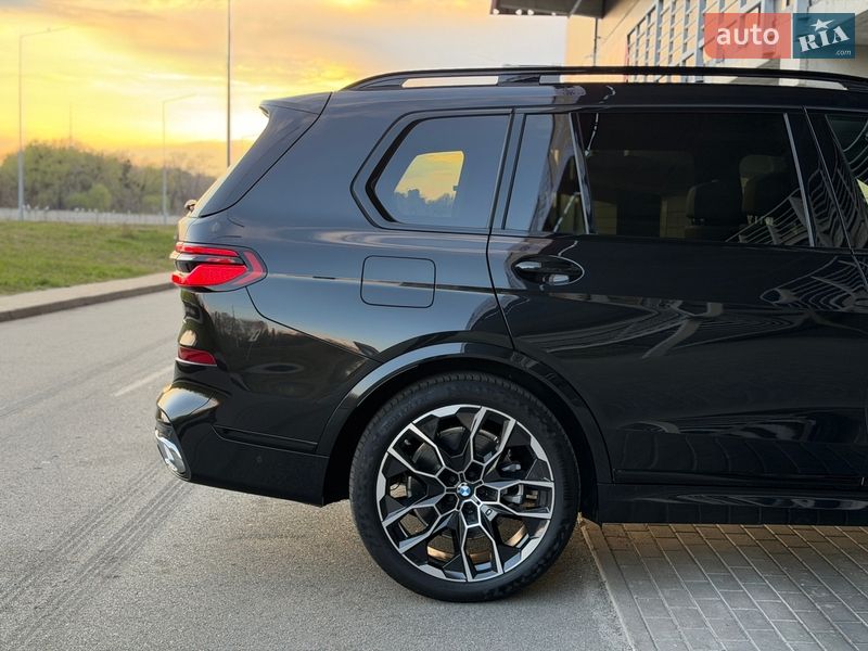 Позашляховик / Кросовер BMW X7 2023 в Києві фото 11 Позашляховик / Кросовер BMW X7 2023 в Києві