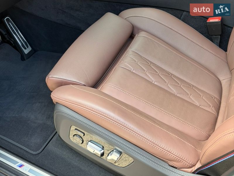 Внедорожник / Кроссовер BMW X7 2025 в Днепре