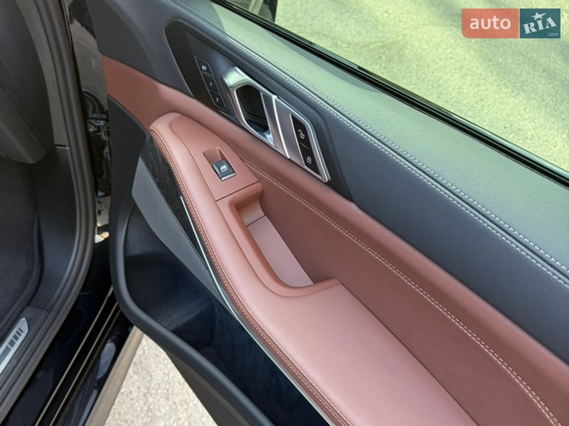 Внедорожник / Кроссовер BMW X7 2025 в Днепре