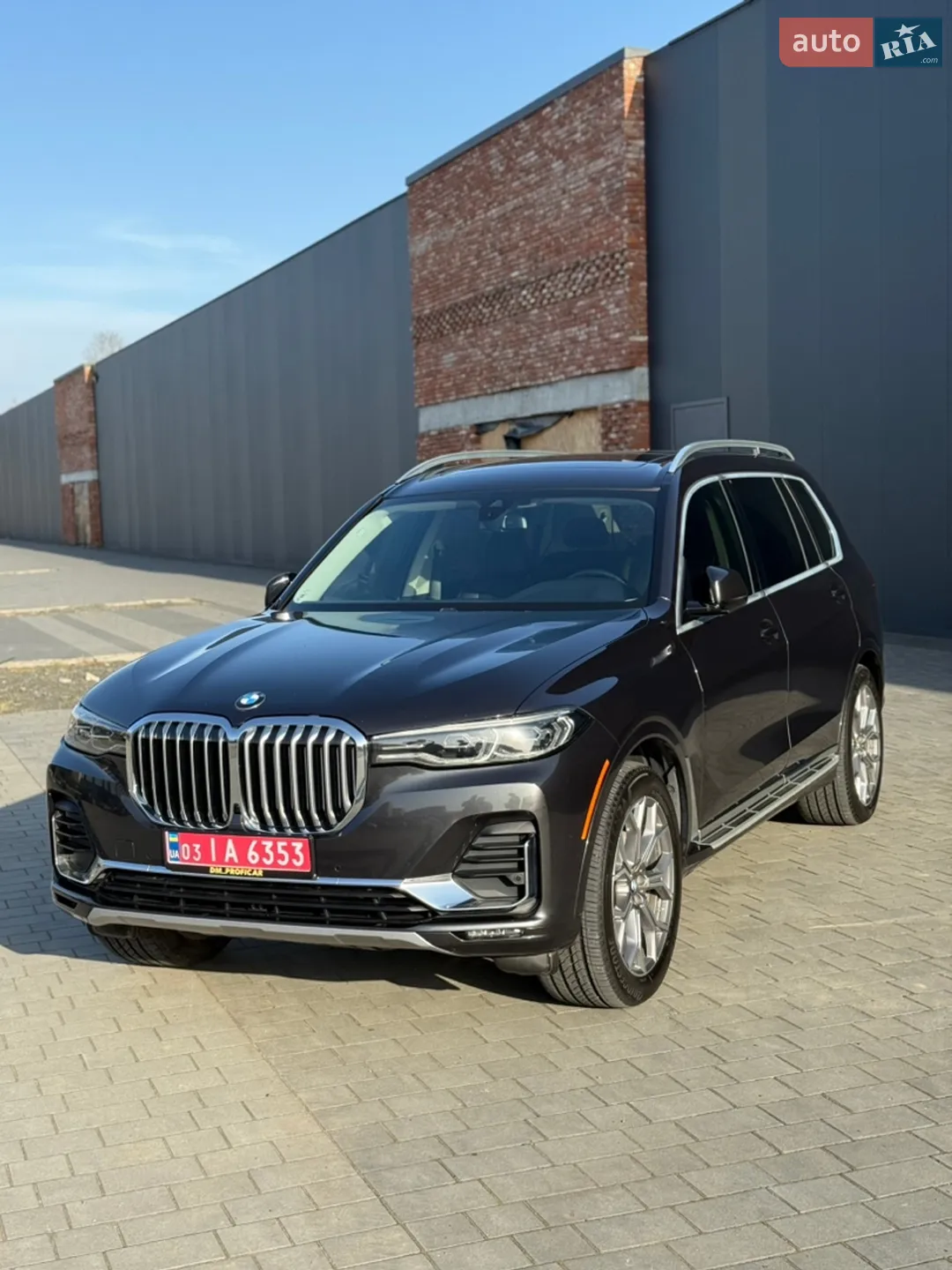 2019 BMW X7 - фото 1