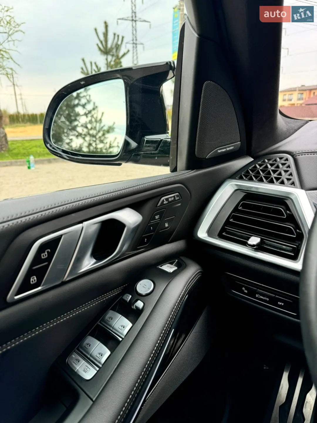 2023 BMW X7 - мініатюра 18