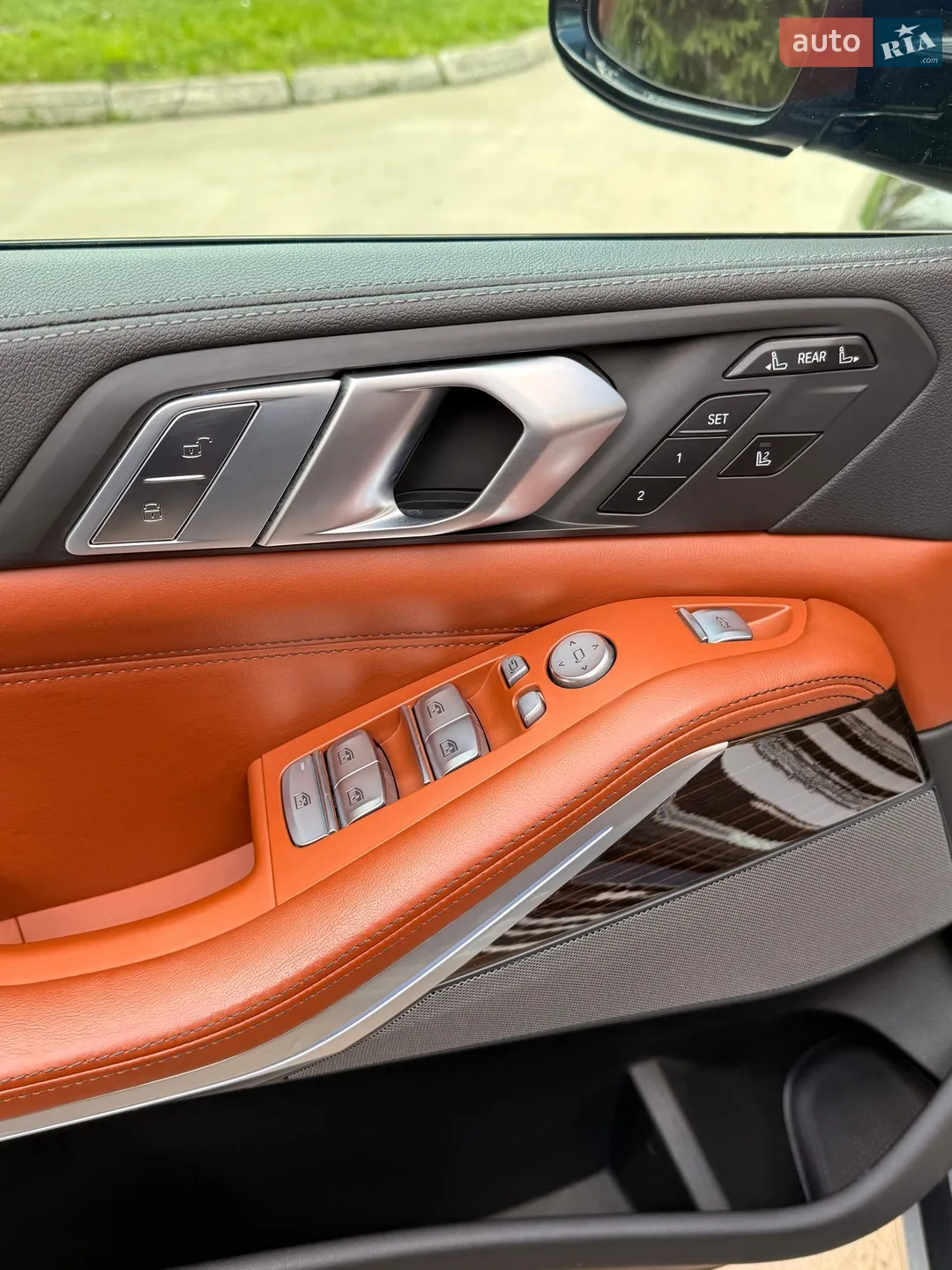 2020 BMW X7 - мініатюра 22