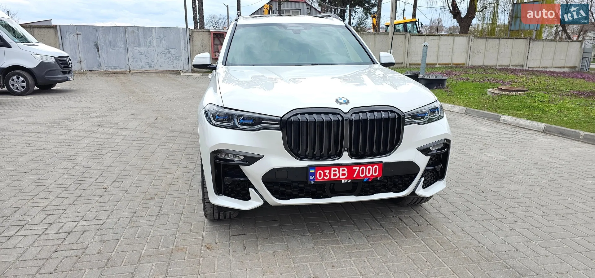 2021 BMW X7 - мініатюра 133
