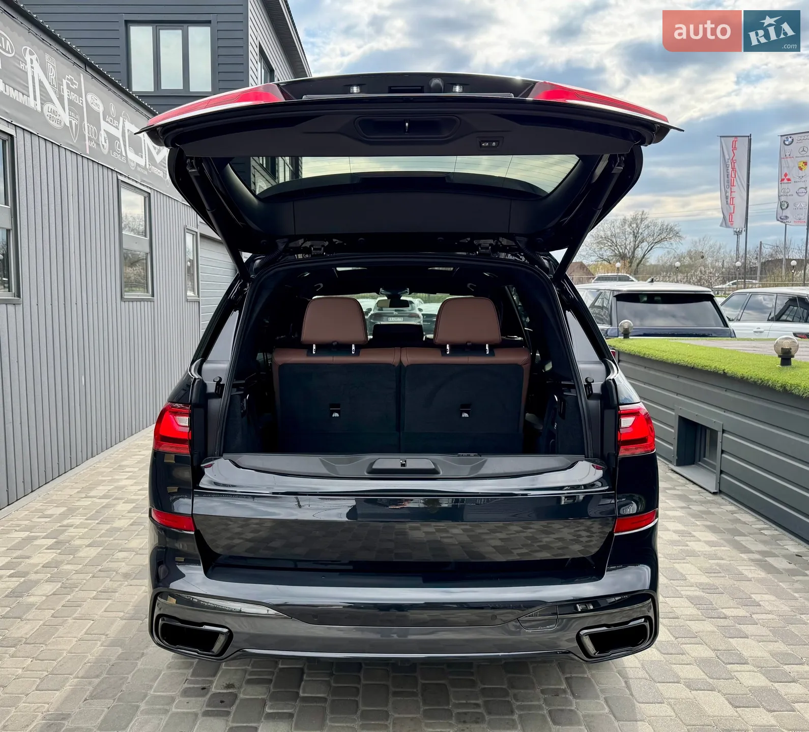 2021 BMW X7 - мініатюра 35
