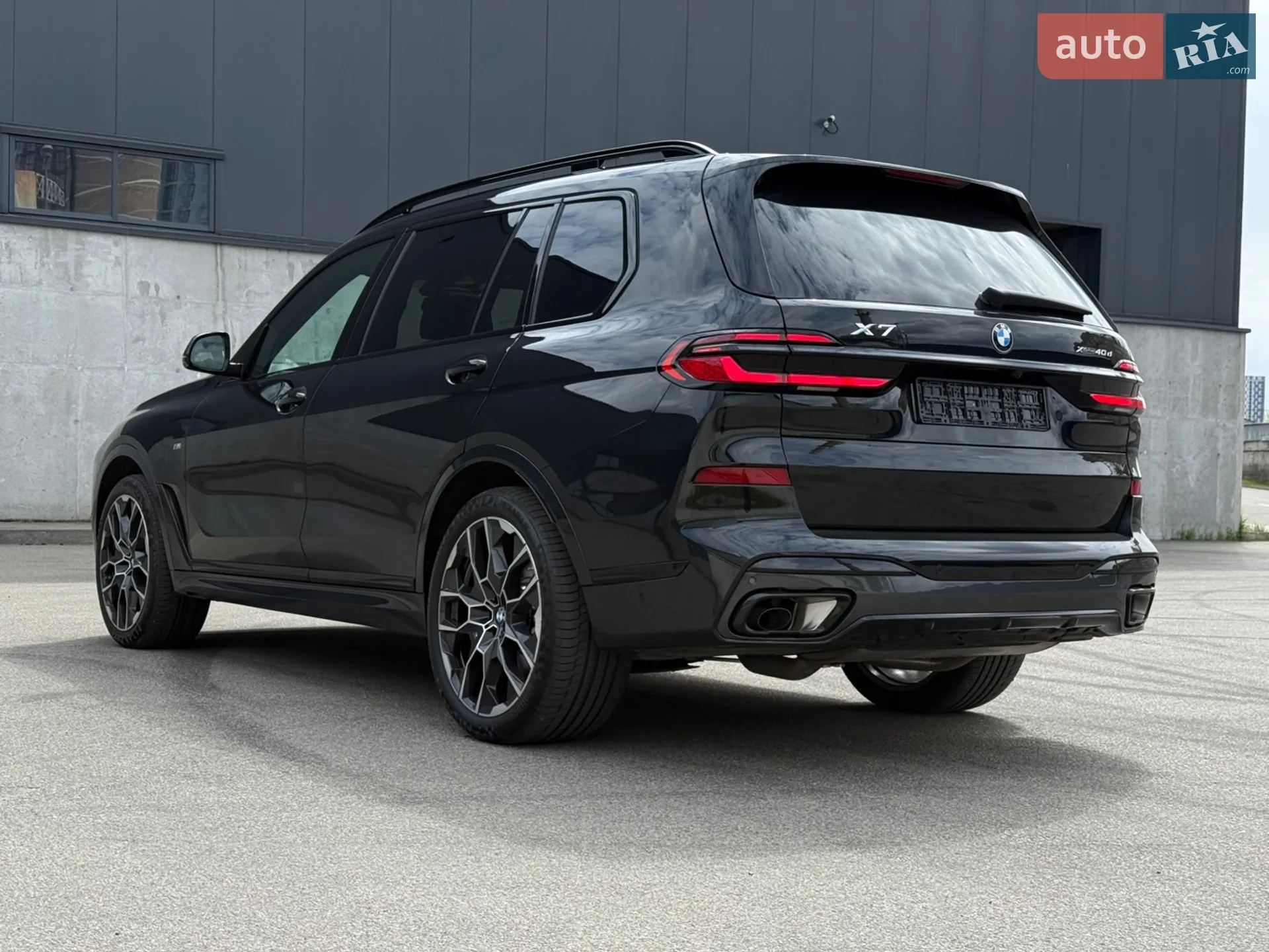 2026 BMW X7 - мініатюра 23