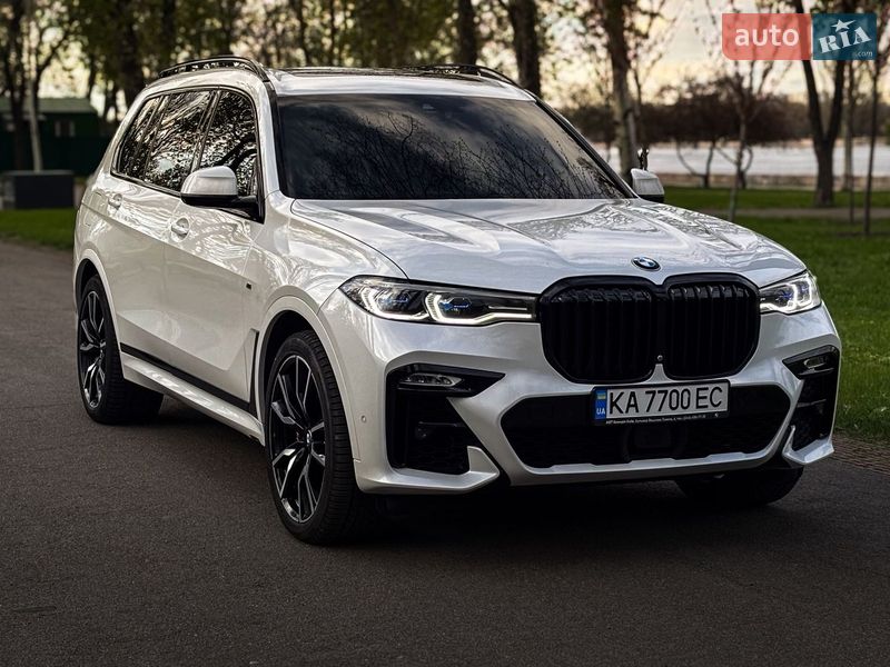 Внедорожник / Кроссовер BMW X7 2022 в Киеве