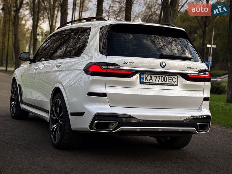 Внедорожник / Кроссовер BMW X7 2022 в Киеве
