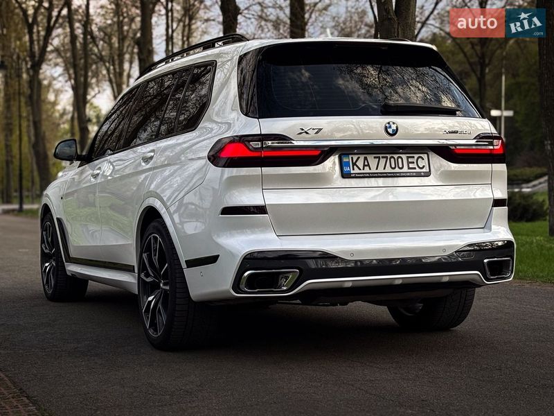 Внедорожник / Кроссовер BMW X7 2022 в Киеве