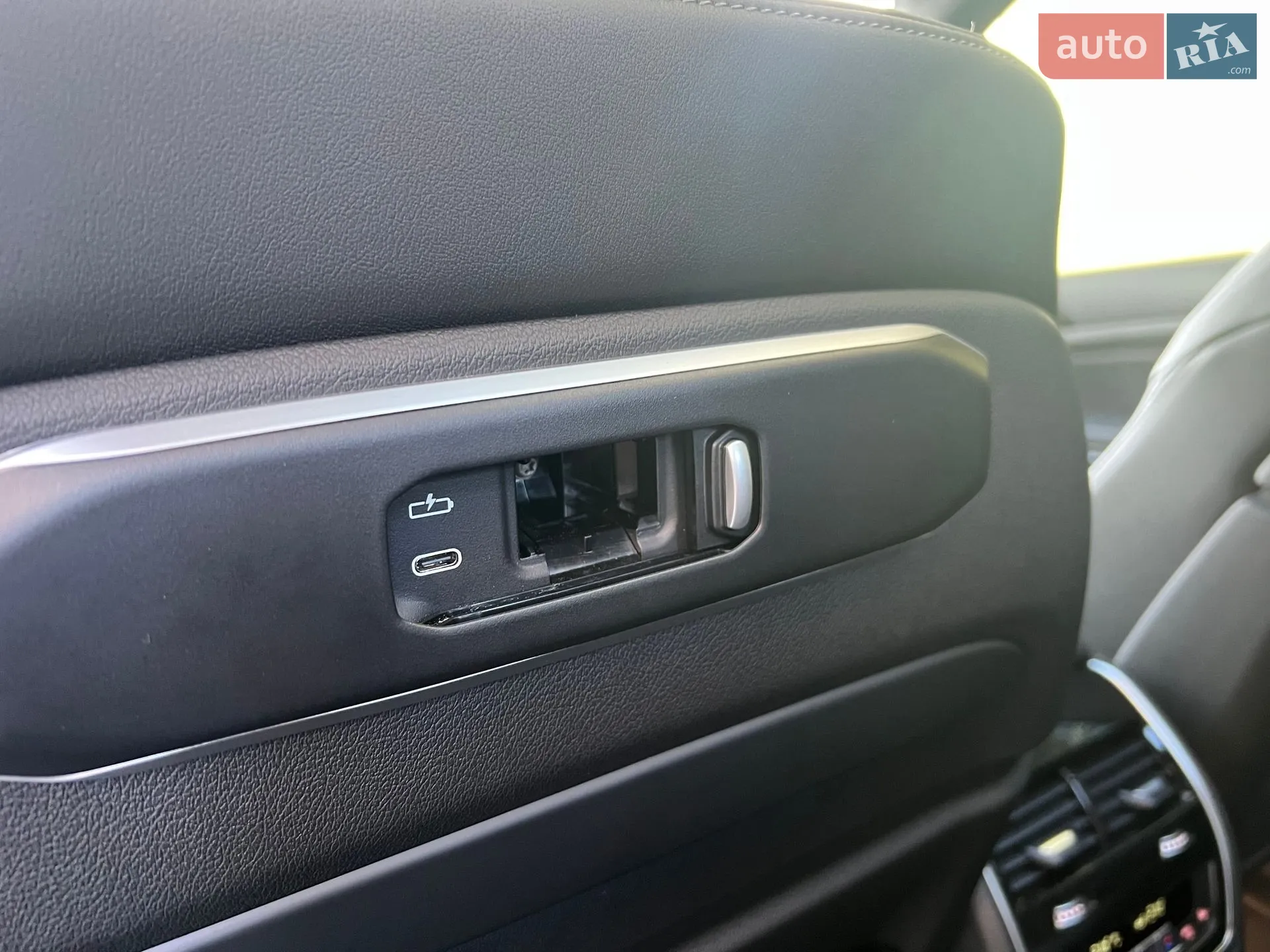 2023 BMW X7 - мініатюра 30