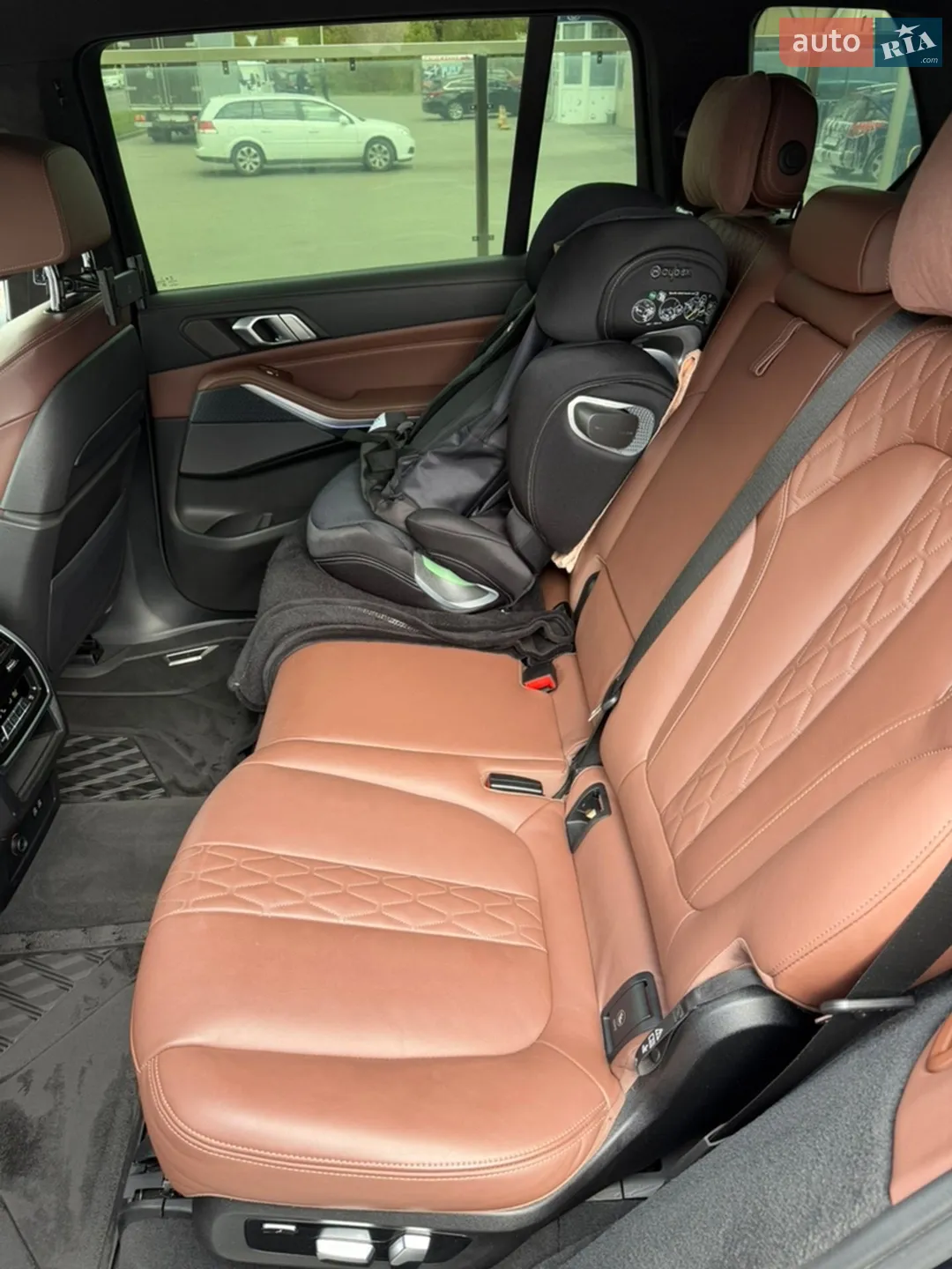 2021 BMW X7 - мініатюра 15