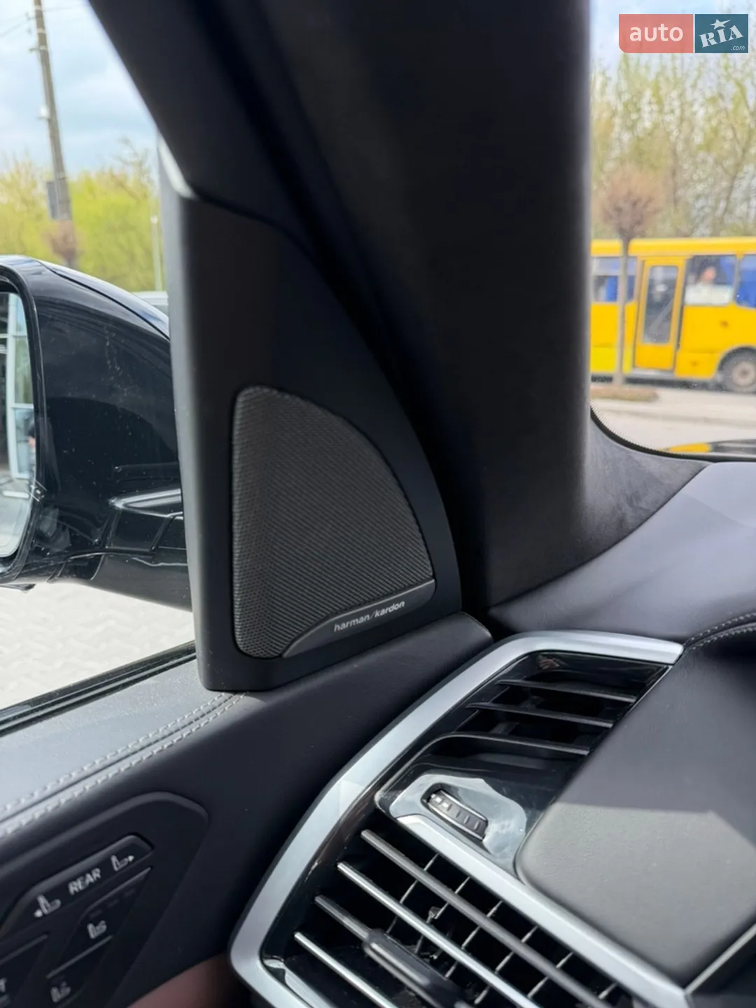 2021 BMW X7 - мініатюра 23