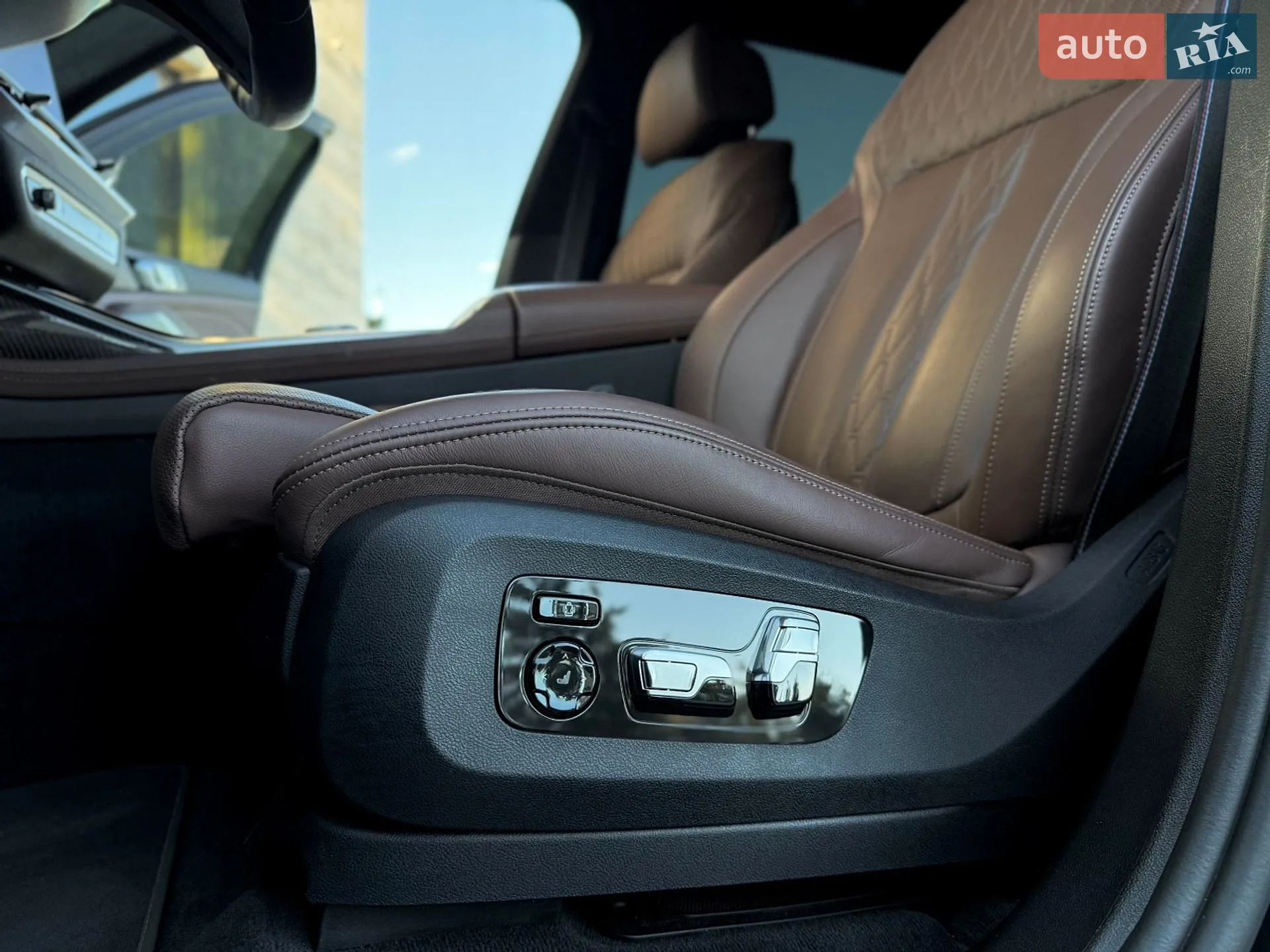 2023 BMW X7 - мініатюра 32