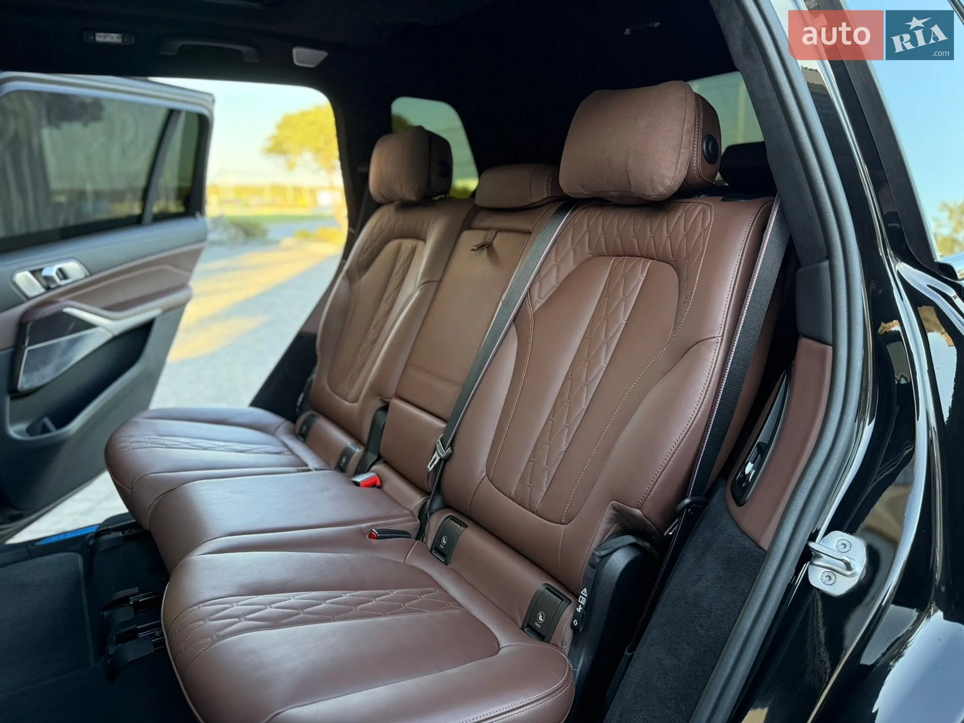 2023 BMW X7 - мініатюра 81