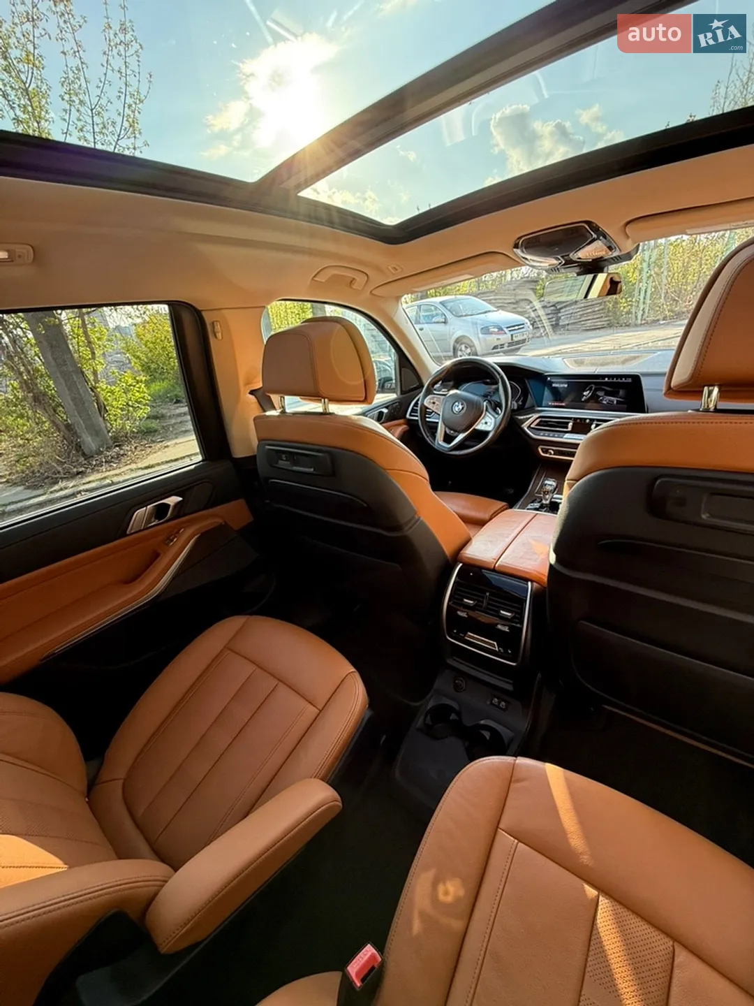 2020 BMW X7 - мініатюра 8