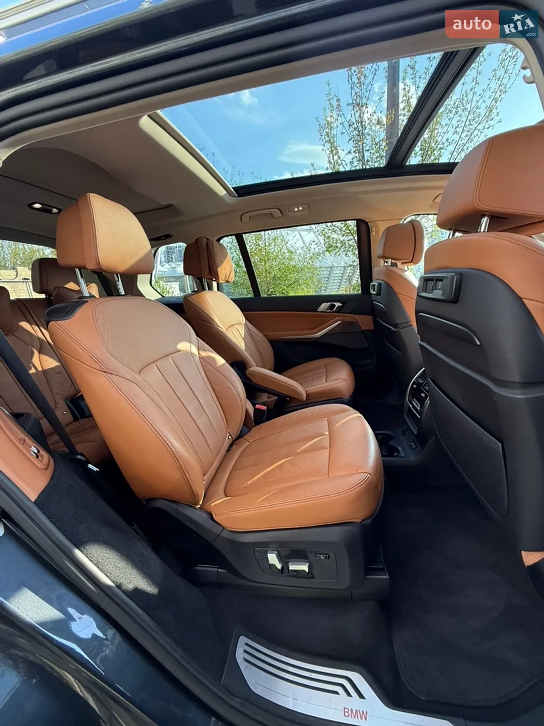 2020 BMW X7 - мініатюра 12