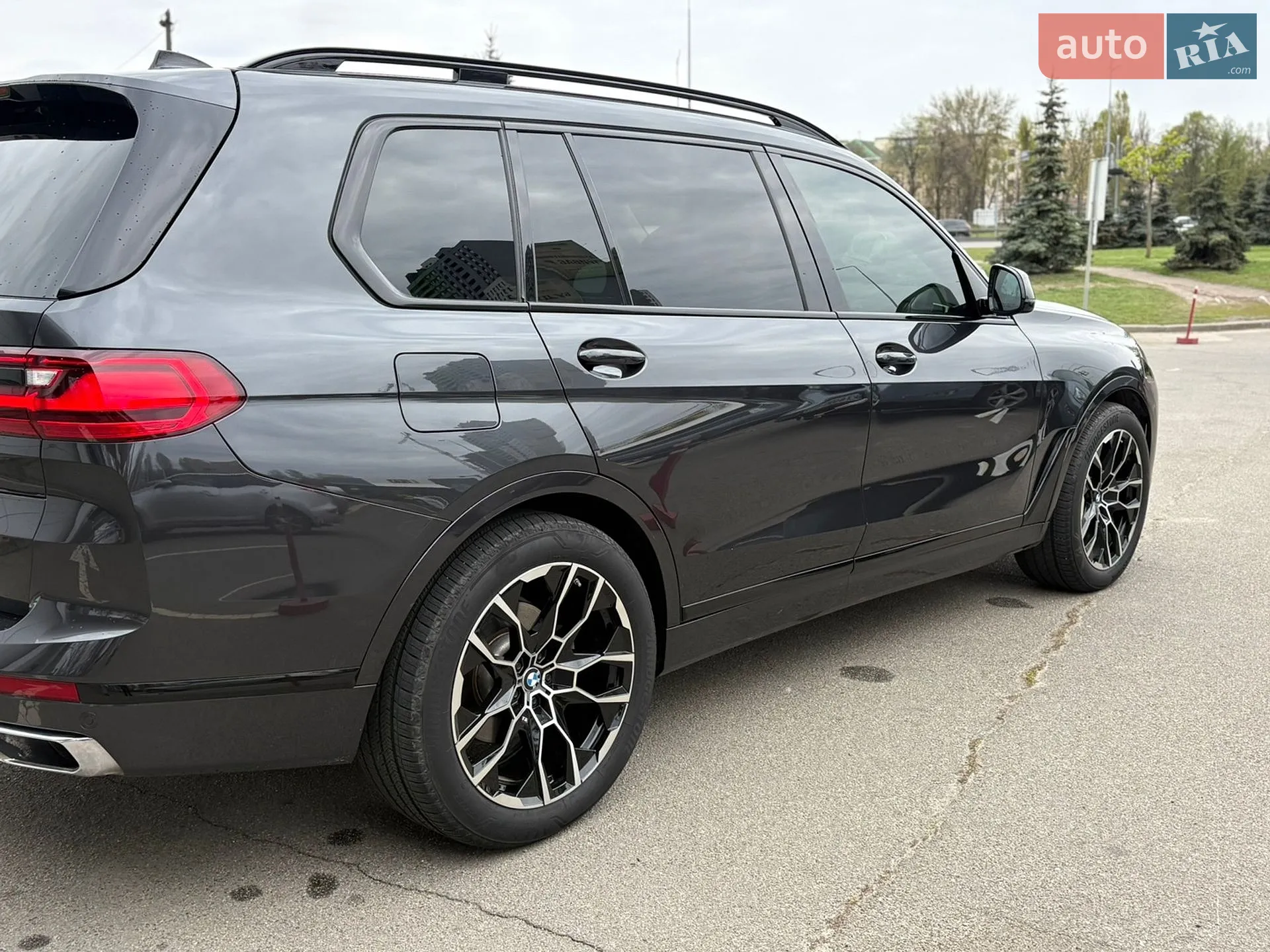 2019 BMW X7 - мініатюра 38