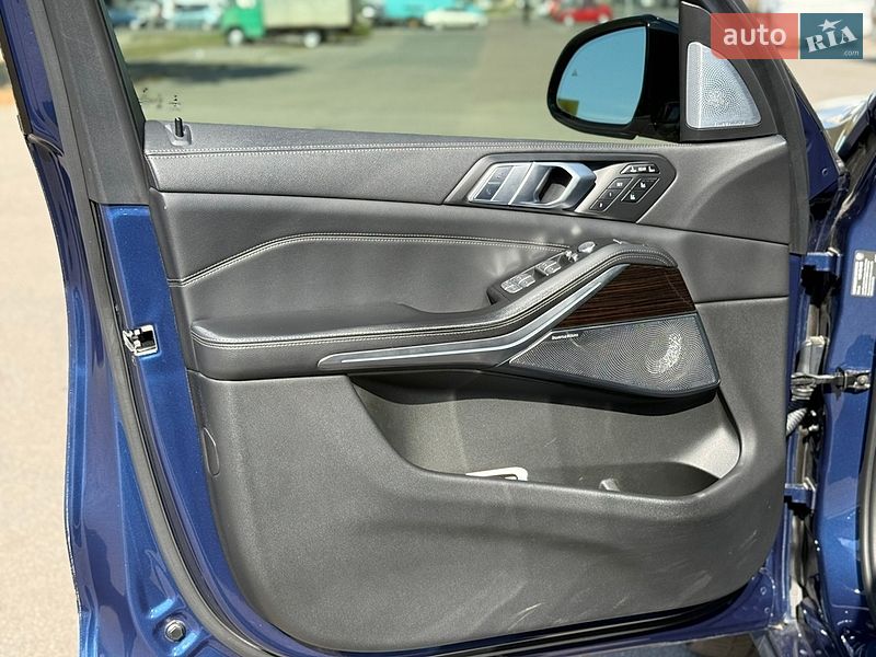 Внедорожник / Кроссовер BMW X7 2020 в Киеве