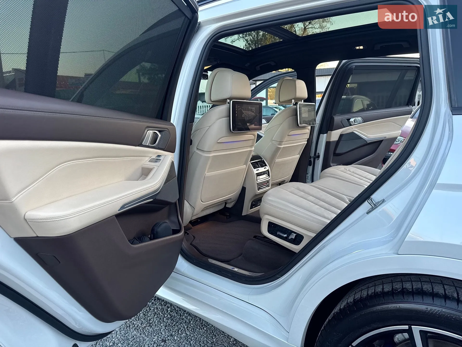 2019 BMW X7 - мініатюра 97