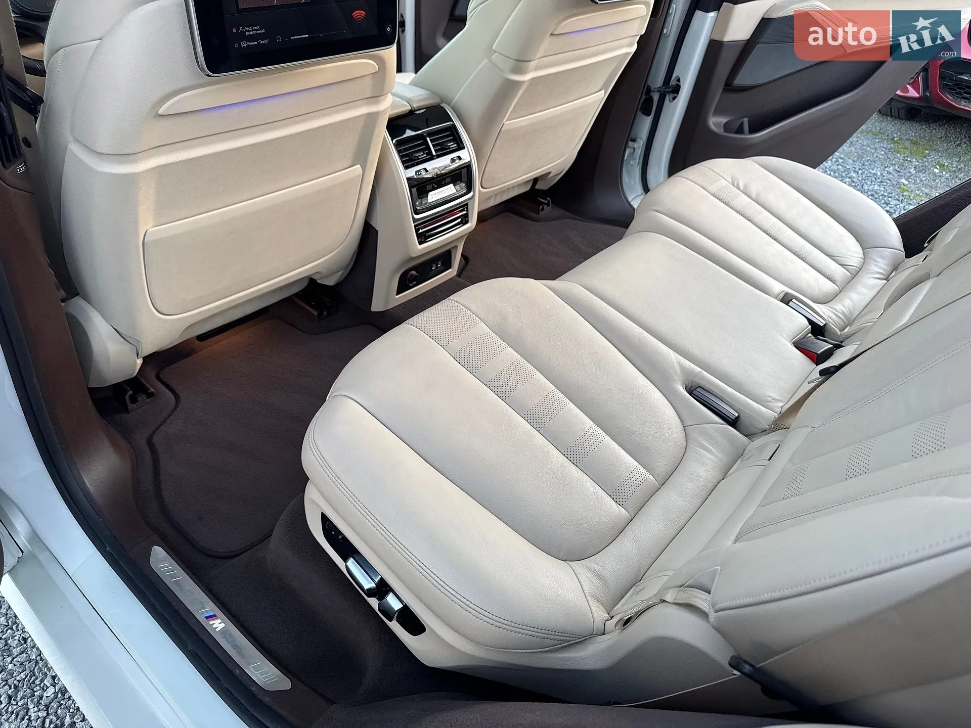 2019 BMW X7 - мініатюра 109