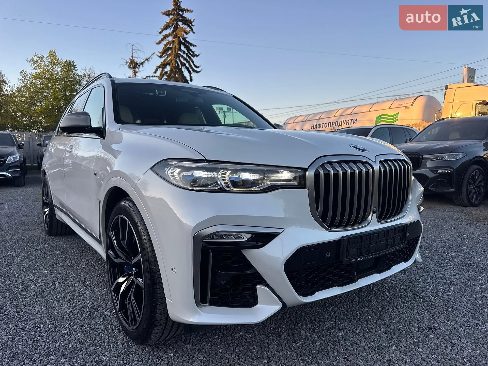 2019 BMW X7 - мініатюра 176