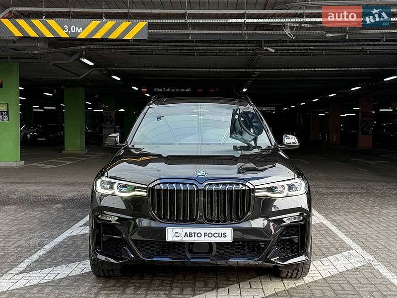 Внедорожник / Кроссовер BMW X7 2021 в Киеве