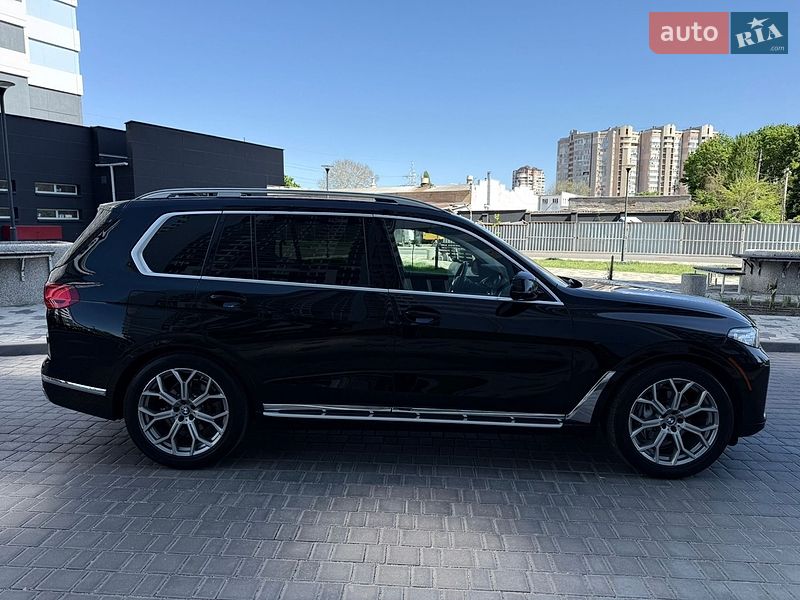 Внедорожник / Кроссовер BMW X7 2021 в Одессе