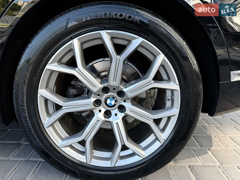 Внедорожник / Кроссовер BMW X7 2021 в Одессе