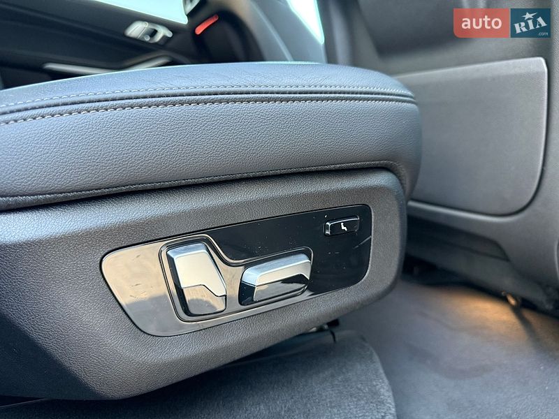 Внедорожник / Кроссовер BMW X7 2021 в Одессе