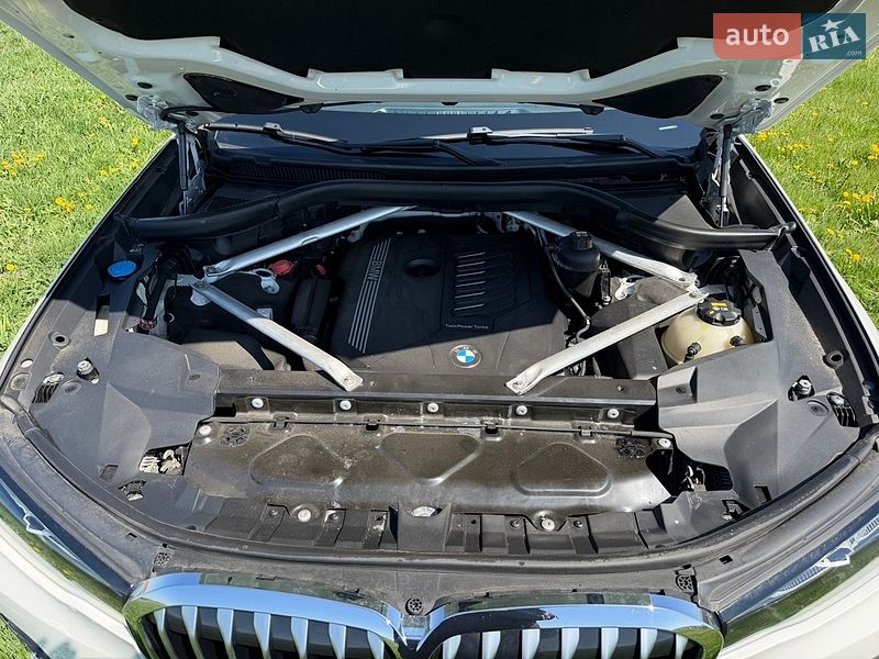 Внедорожник / Кроссовер BMW X7 2019 в Черкассах