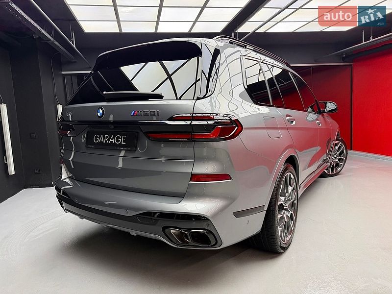 Внедорожник / Кроссовер BMW X7 2023 в Киеве