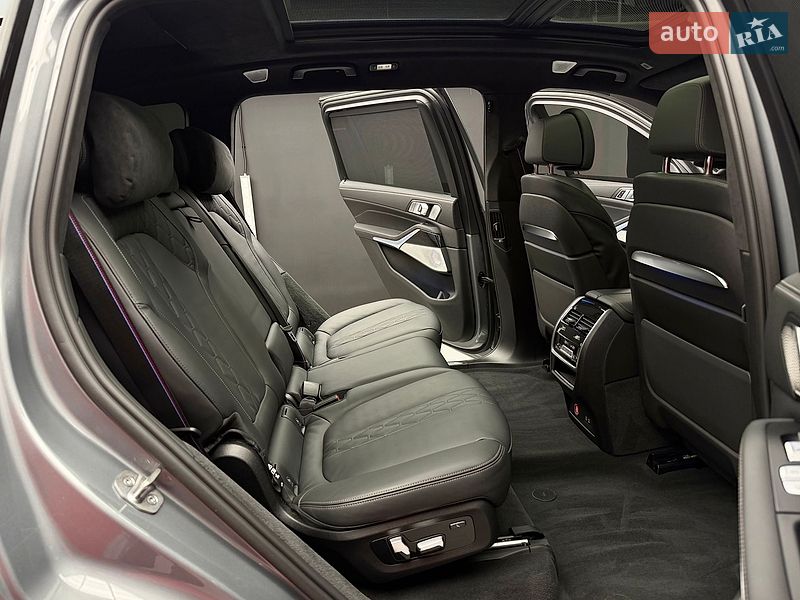 Внедорожник / Кроссовер BMW X7 2023 в Киеве