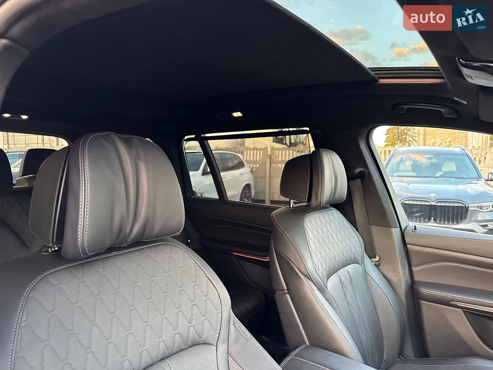 2019 BMW X7 - мініатюра 17