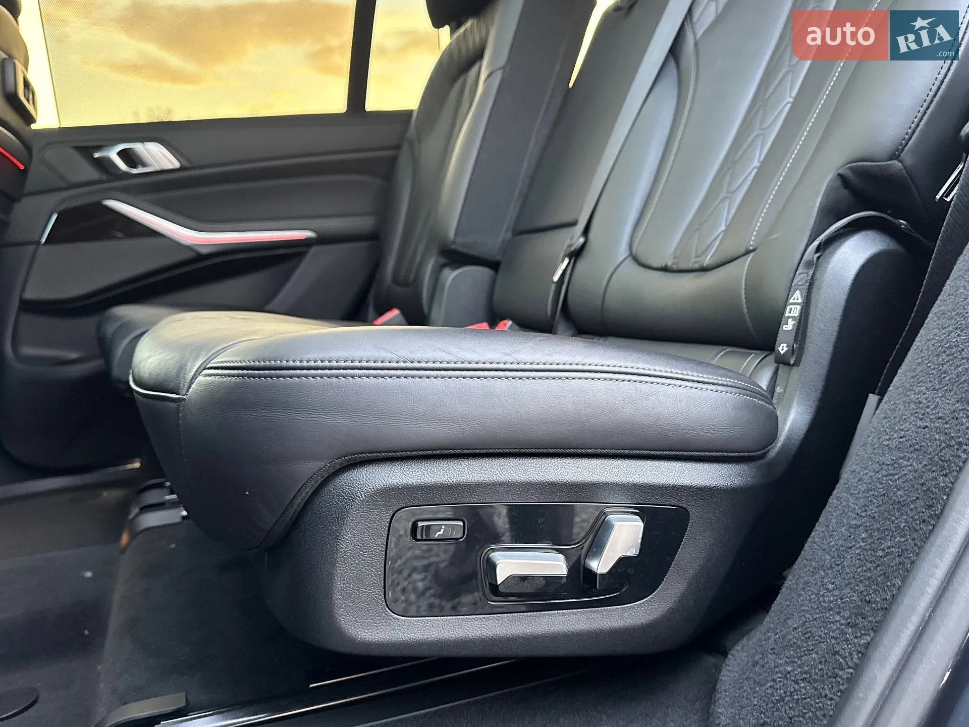 2019 BMW X7 - мініатюра 91