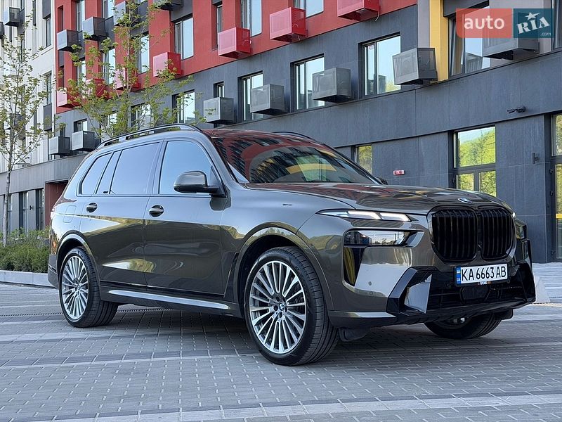 Внедорожник / Кроссовер BMW X7 2024 в Киеве