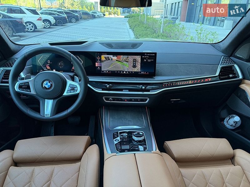 Внедорожник / Кроссовер BMW X7 2024 в Киеве