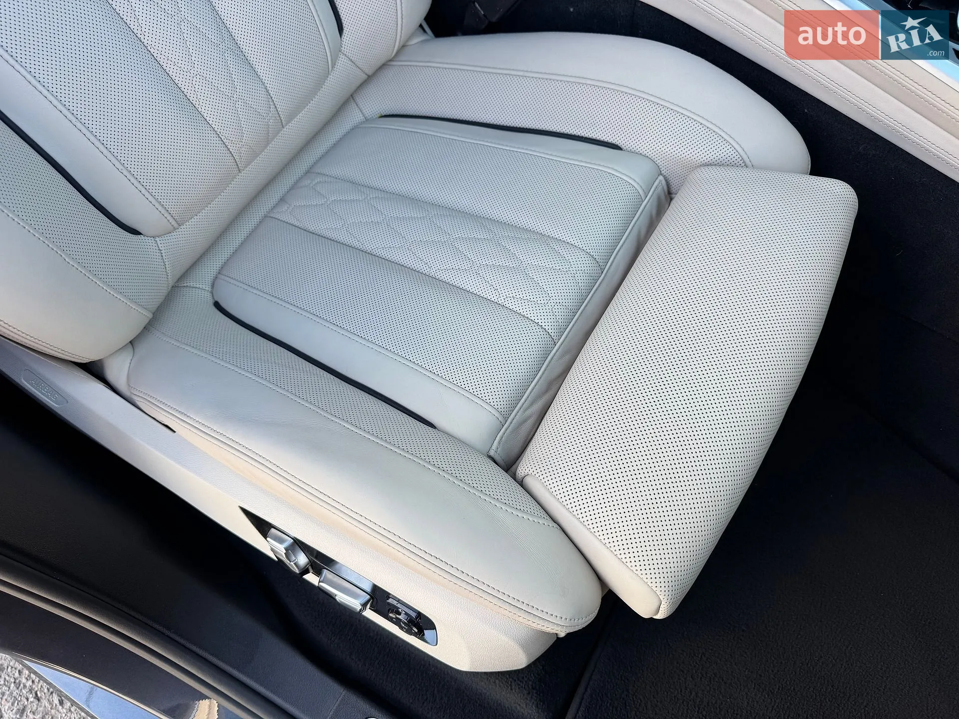 2019 BMW X7 - мініатюра 48