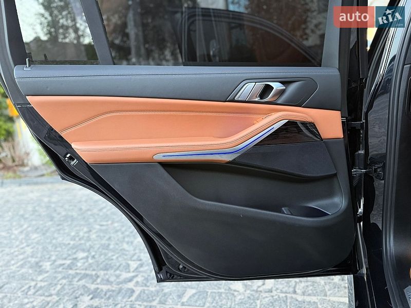 Внедорожник / Кроссовер BMW X7 2022 в Львове